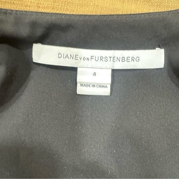 Diane Von Furstenberg Gilet Striped Vest Dress Black White Size 4 Retails $495 - Picture 7 of 12